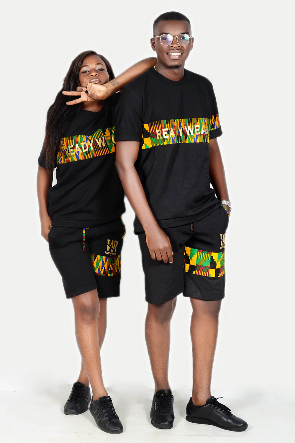 T-shirt & Short à manches courtes imprimé africain kita unisexe (Dru Noir)