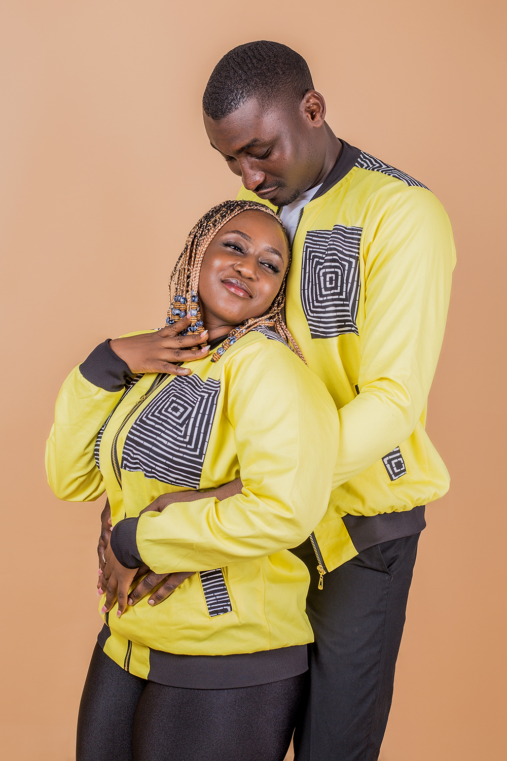 Jaunatre Sweat unisexe homme (Noir Jaune)