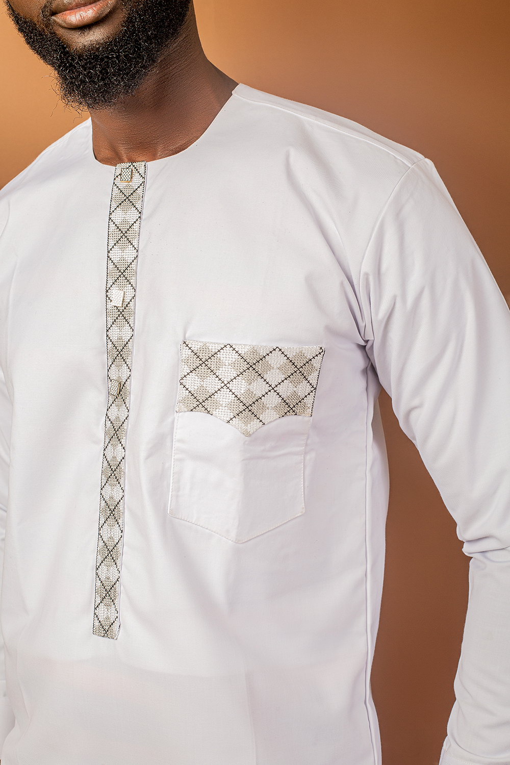 Tunique Ivoire Blanche avec Broderie